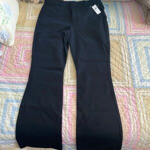 New with tag, old navy, high rise pixie flare pant, size 10, black